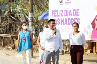SANTA MARÍA HUATULCO, OAXACA; 11 DE MAYO DE 2022. Gobierno de Huatulco reconoce y festeja a las mamás del Municipio.
