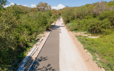 Pavimentación en Bajos De Coyula